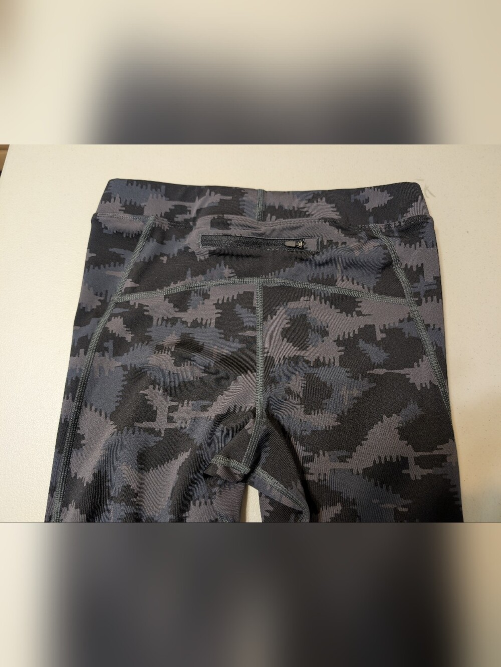 Under Armour black camo leggings, medium - Picture 3 of 6
